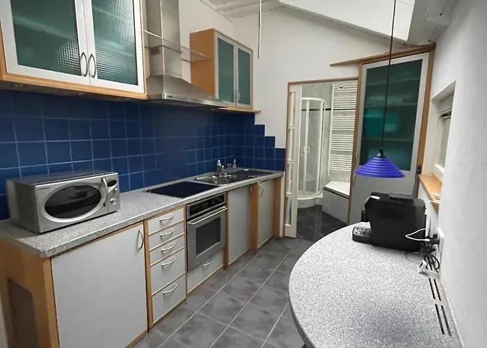 דירה Cronenberg *